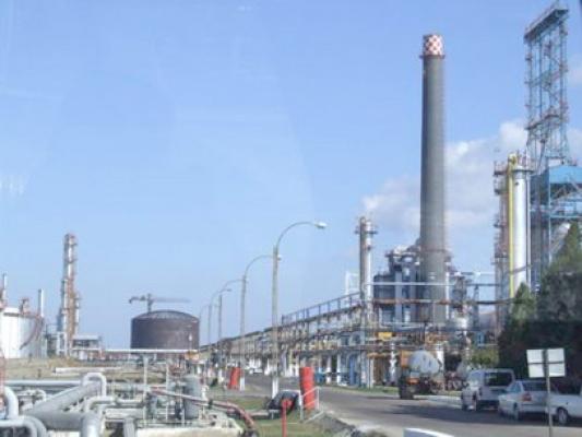 După Oltchim, Ponta are ceva de spus şi despre Rompetrol